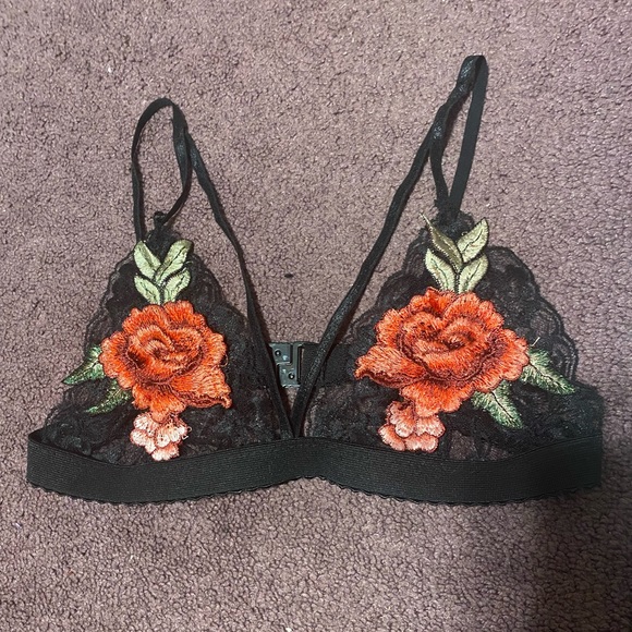NWOT SHEIN lace bralette size M - Picture 4 of 4